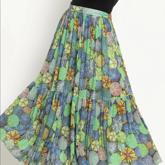 Blackmilk Dresses & Skirts - XS NWT BLACKMILK SEA-URCHIN FOR TREASURE TWO TIER MIDAXI SKIRT